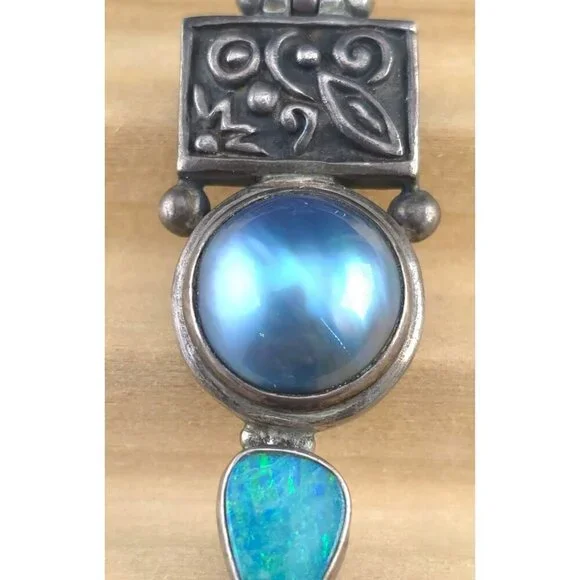 Vintage Sterling Silver Pendant Blue Pearl & Opal Artisan Intricate Engravings - Picture 7 of 8
